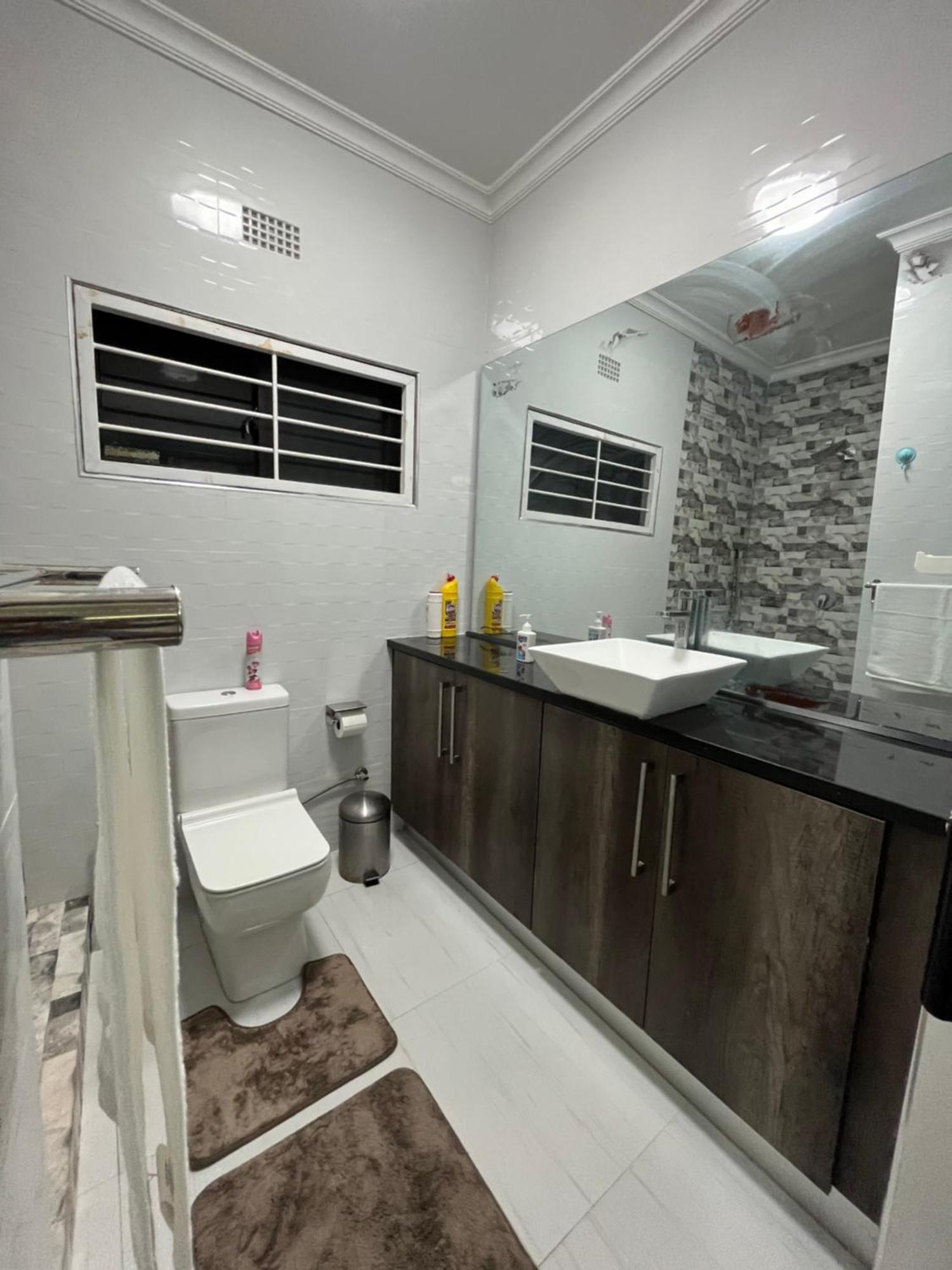 Onelove Homes ลุซากา ภายนอก รูปภาพ